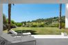 Apartamento en Benahavís - Vistas panorámicas y gran jardín en Atalaya Hills