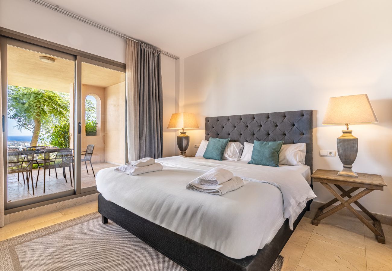 Apartamento en Benahavís - Vistas al mar y jardín en Hacienda de Cifuentes