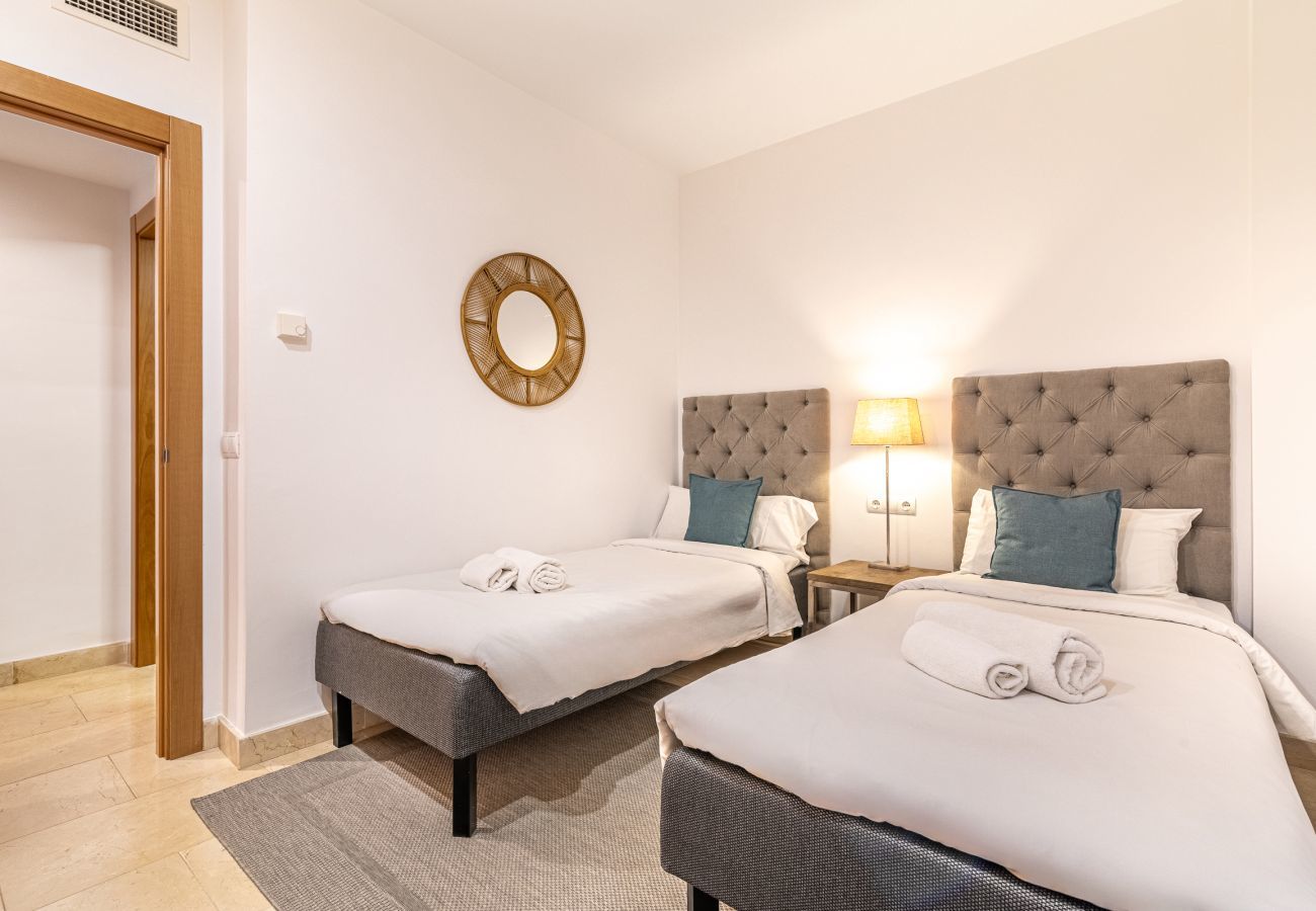 Apartamento en Benahavís - Vistas al mar y jardín en Hacienda de Cifuentes