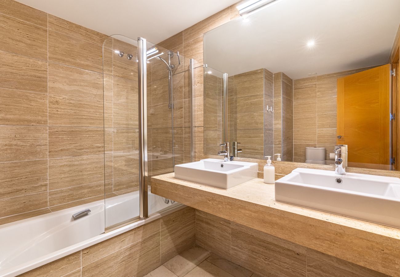 Apartamento en Benahavís - Vistas al mar y jardín en Hacienda de Cifuentes