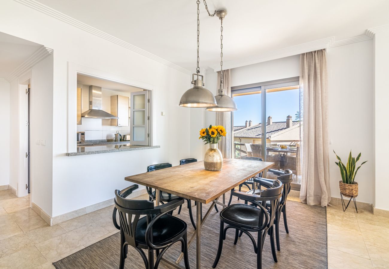 Apartamento en Benahavís - Preciosas vistas al mar en Hacienda de Cifuentes