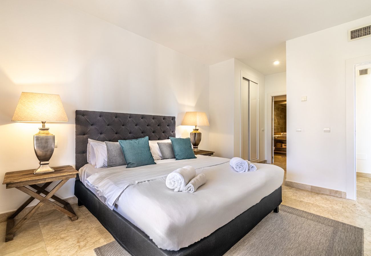 Apartamento en Benahavís - Preciosas vistas al mar en Hacienda de Cifuentes