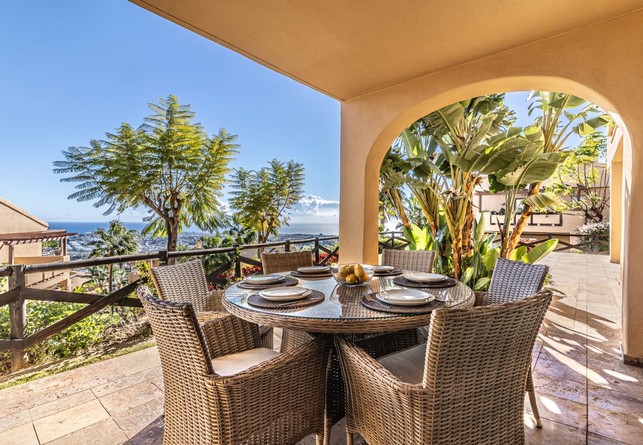 Apartamento en Benahavís - Preciosas vistas al mar en Hacienda de Cifuentes