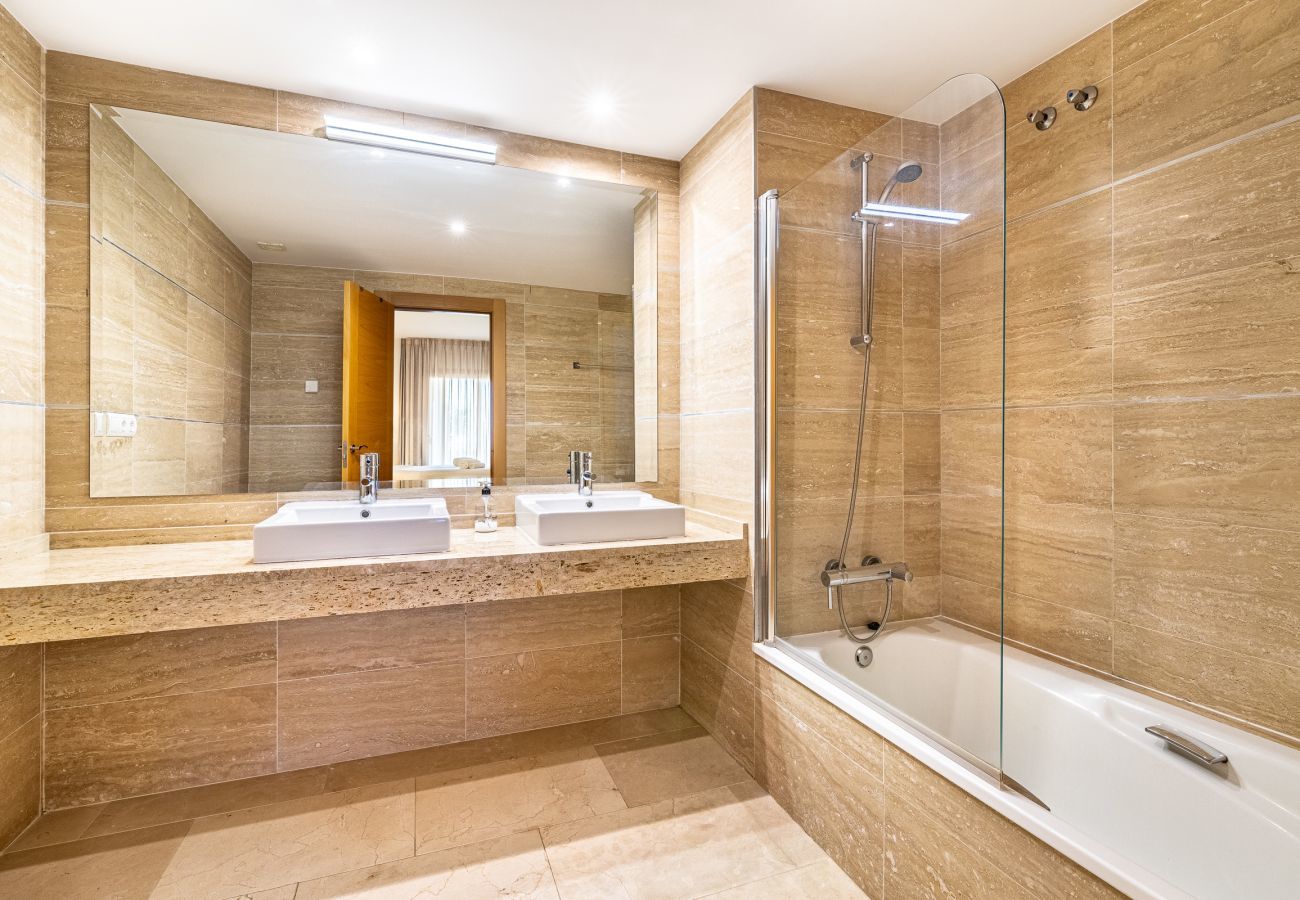Apartamento en Benahavís - Apartamento de 3 dormitorios en el paraíso del Golf