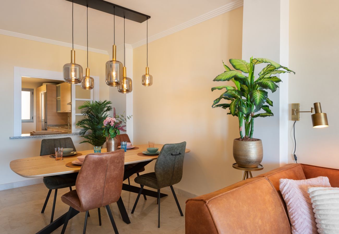 Apartamento en Benahavís - Encantador apartamento con preciosas vistas al mar