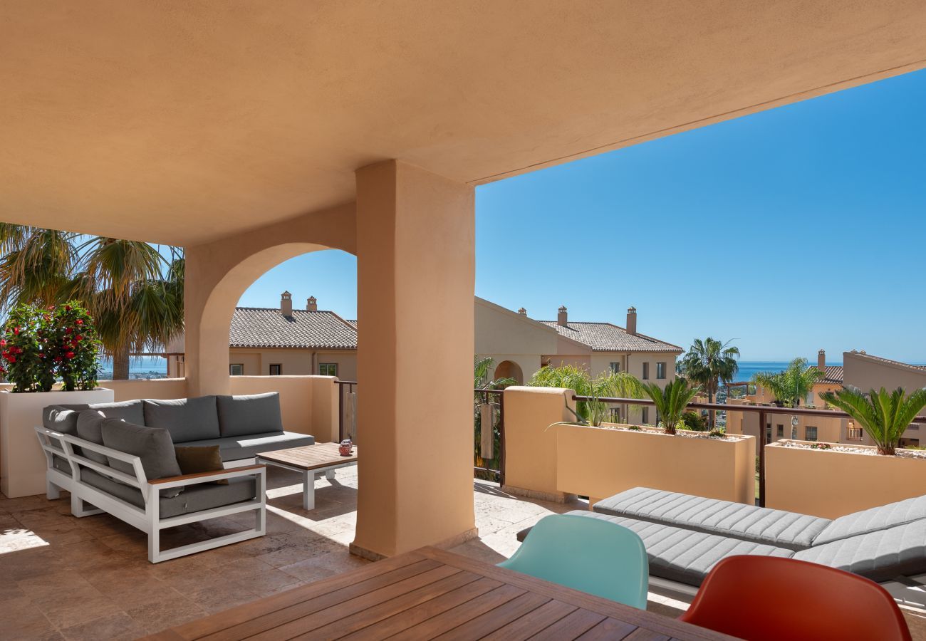 Apartamento en Benahavís - Encantador apartamento con preciosas vistas al mar