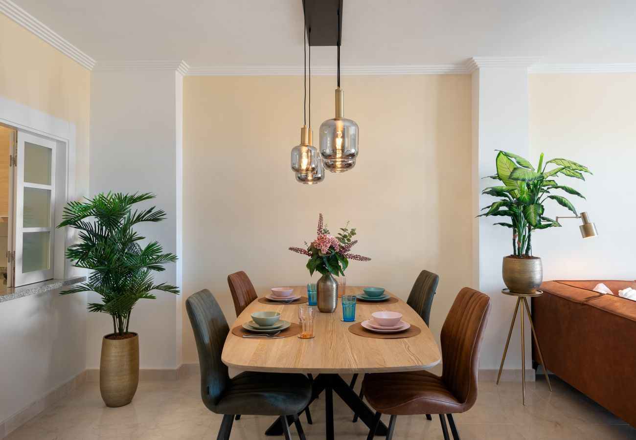 Apartamento en Benahavís - Encantador apartamento con preciosas vistas al mar