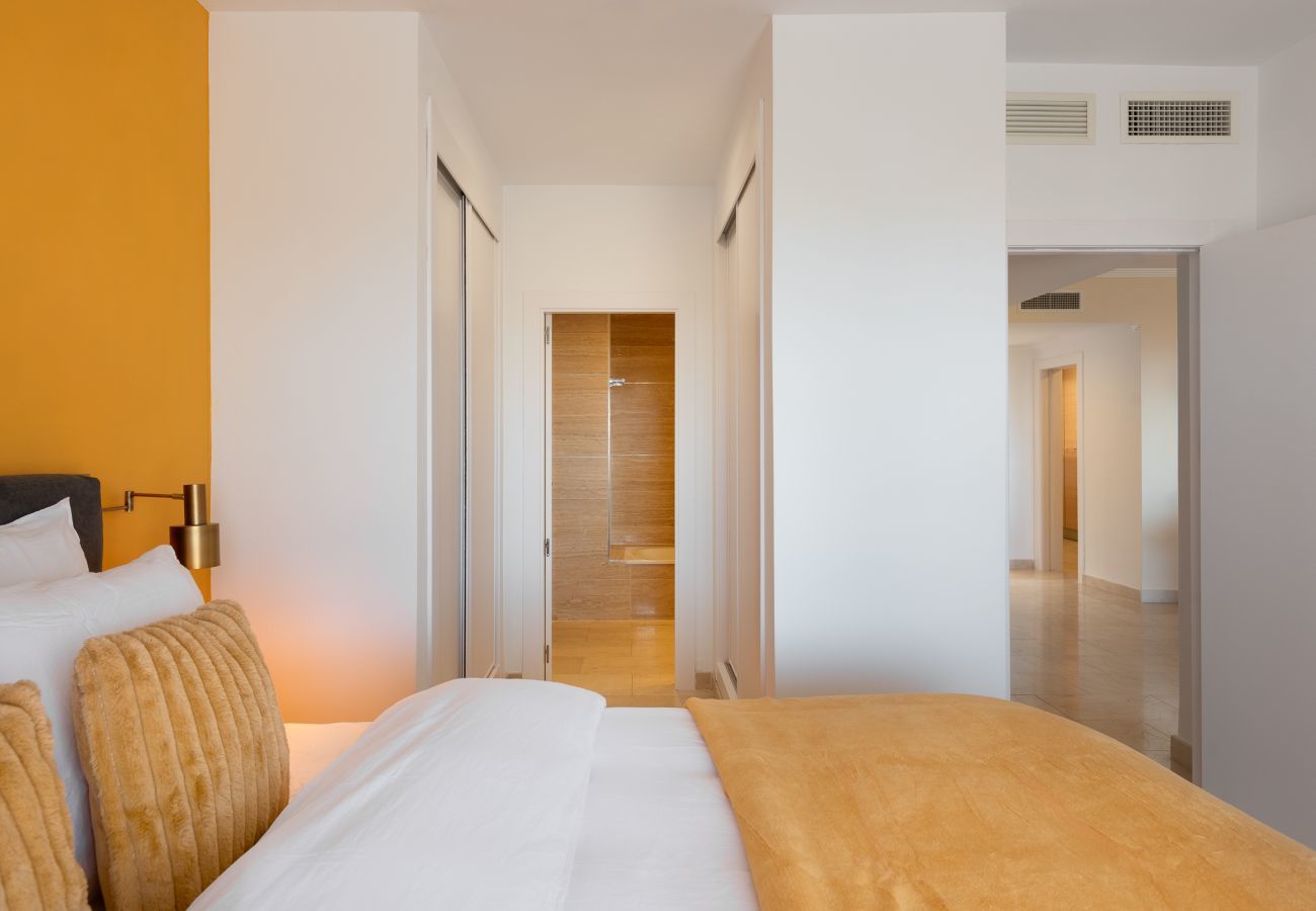 Apartamento en Benahavís - Encantador apartamento con preciosas vistas al mar