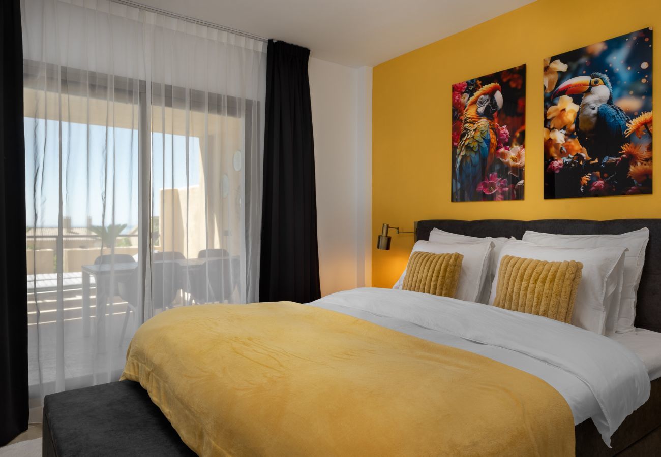 Apartamento en Benahavís - Encantador apartamento con preciosas vistas al mar