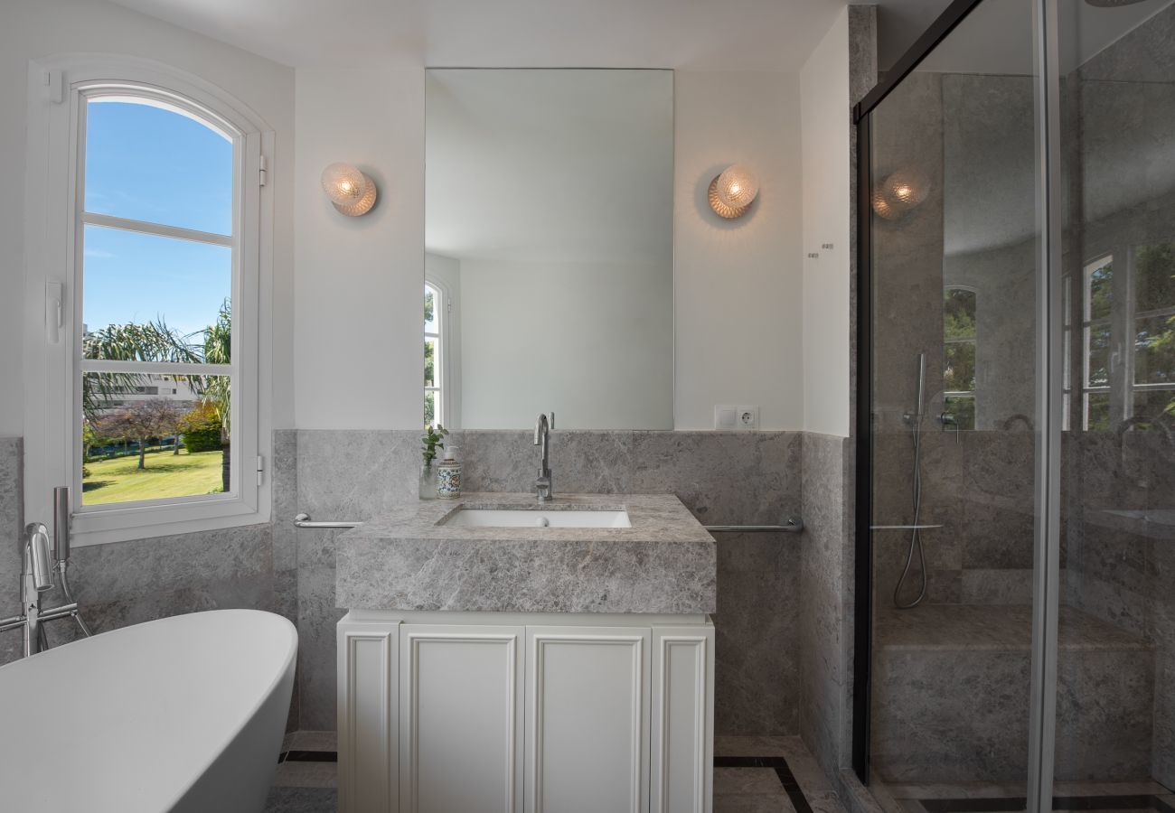 Villa en Marbella - Casa de lujo con piscina privada 