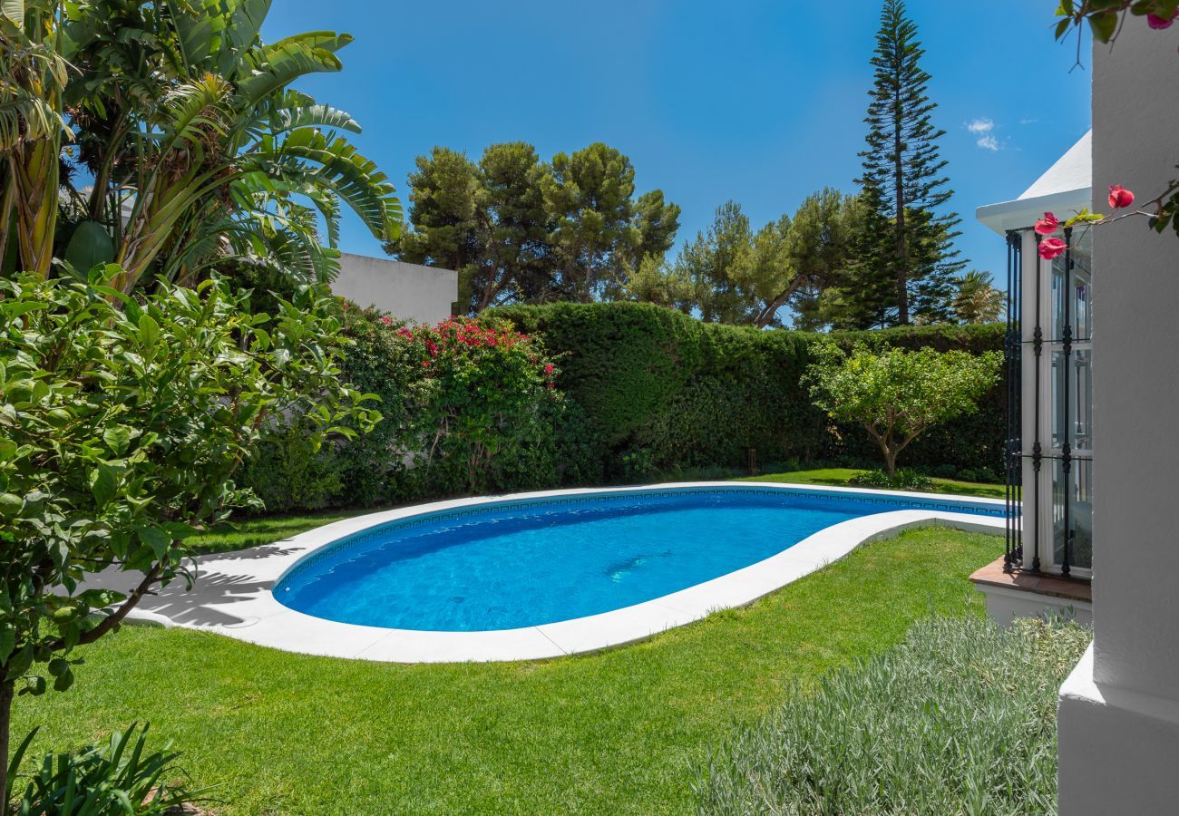 Villa en Marbella - Casa de lujo con piscina privada 