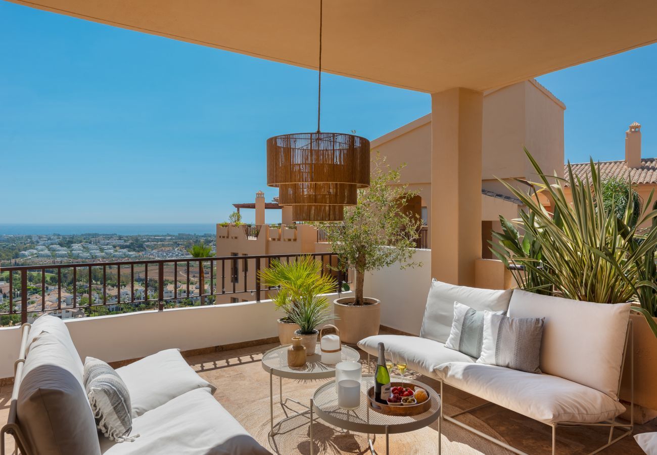 Apartamento en Benahavís - Elegante apartamento con increíbles vistas al mar
