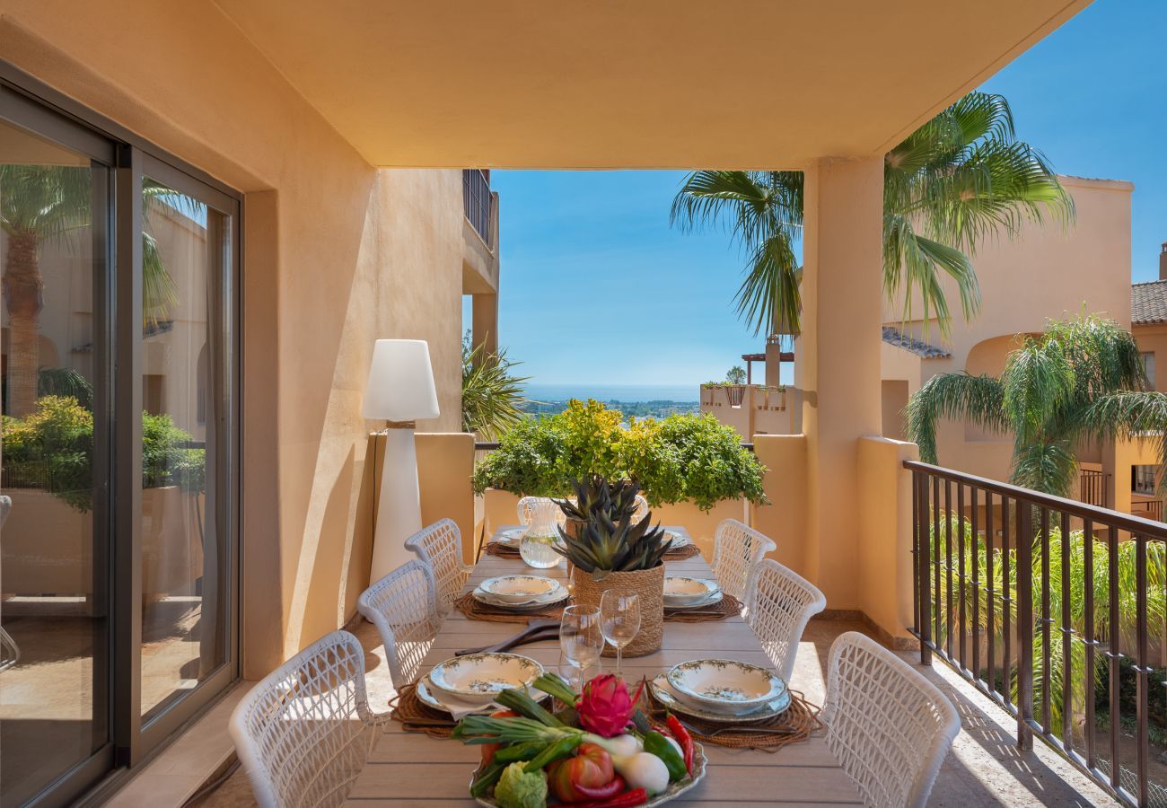 Apartamento en Benahavís - Elegante apartamento con increíbles vistas al mar