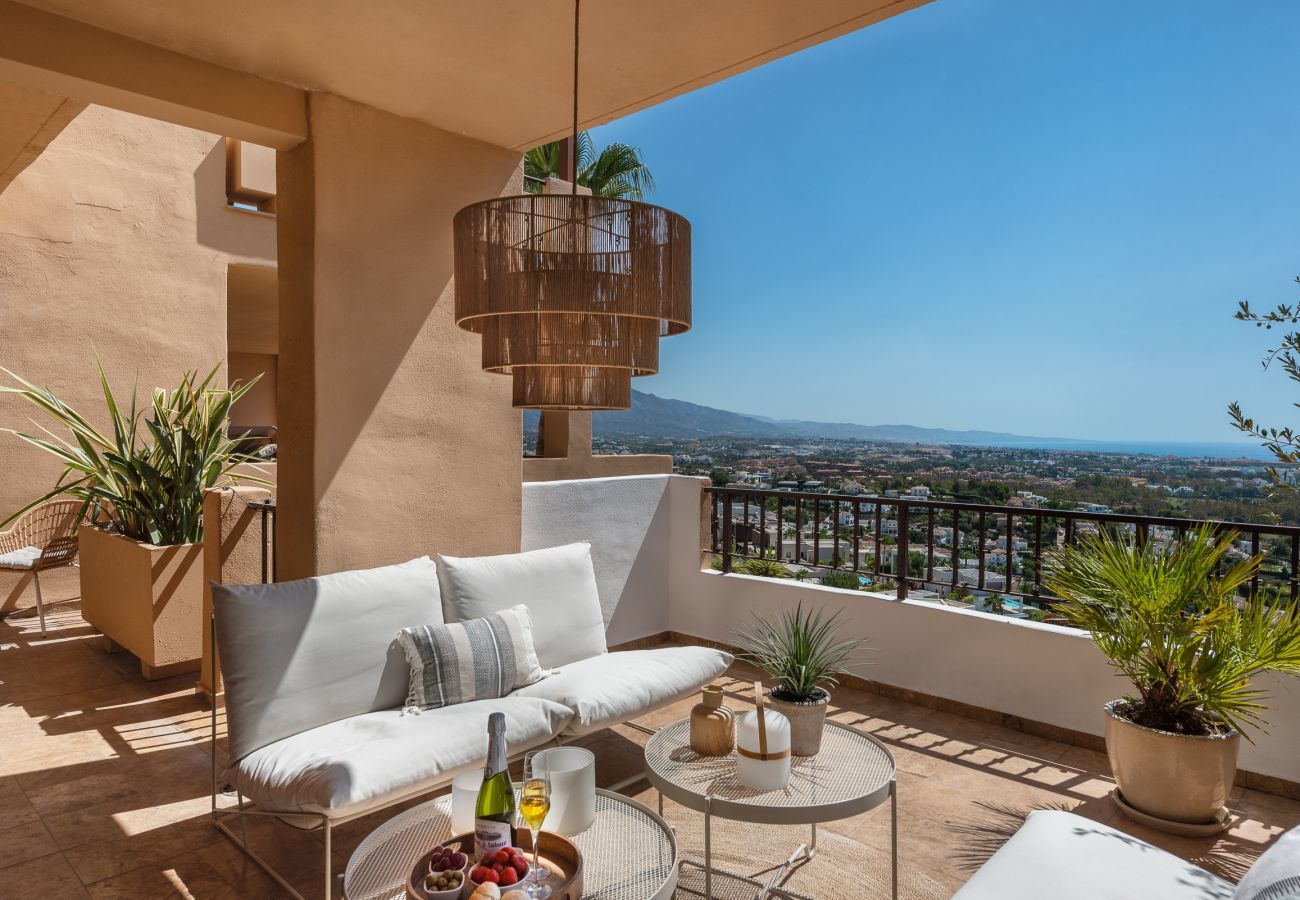 Apartamento en Benahavís - Elegante apartamento con increíbles vistas al mar
