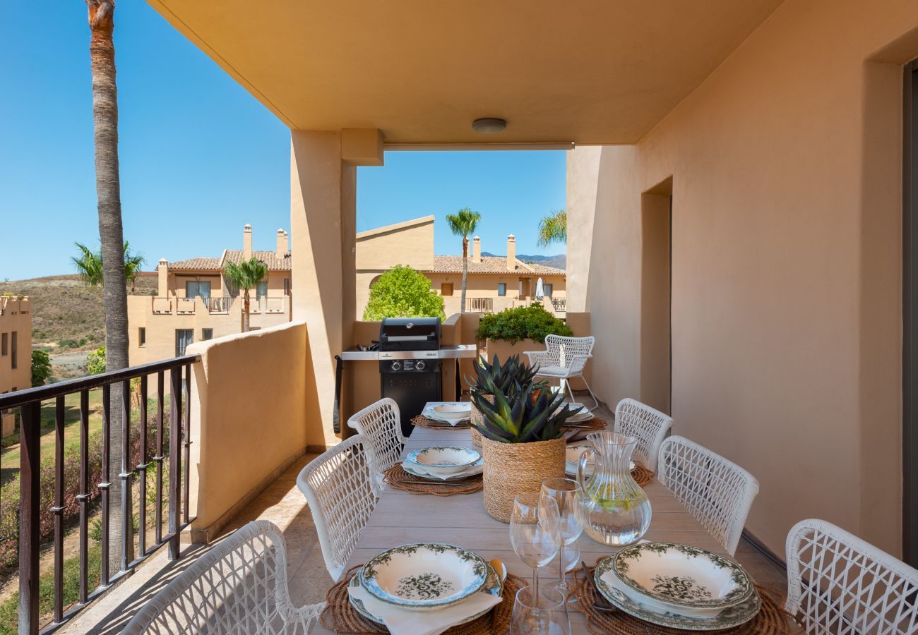 Apartamento en Benahavís - Elegante apartamento con increíbles vistas al mar