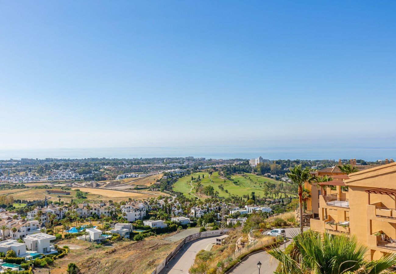 Apartamento en Benahavís - Ático premium con vistas únicas 