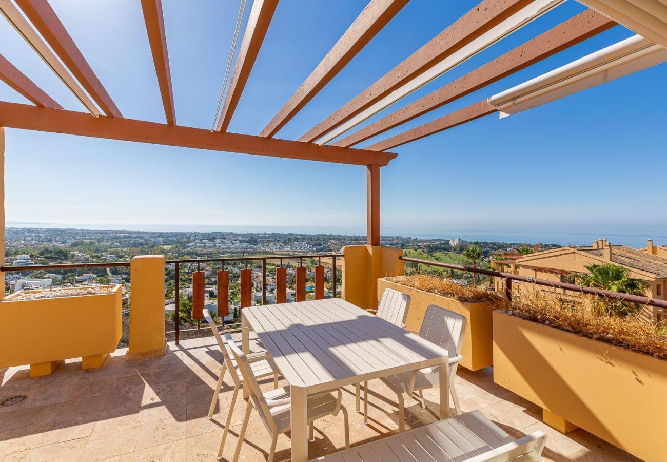 Apartamento en Benahavís - Ático premium con vistas únicas 