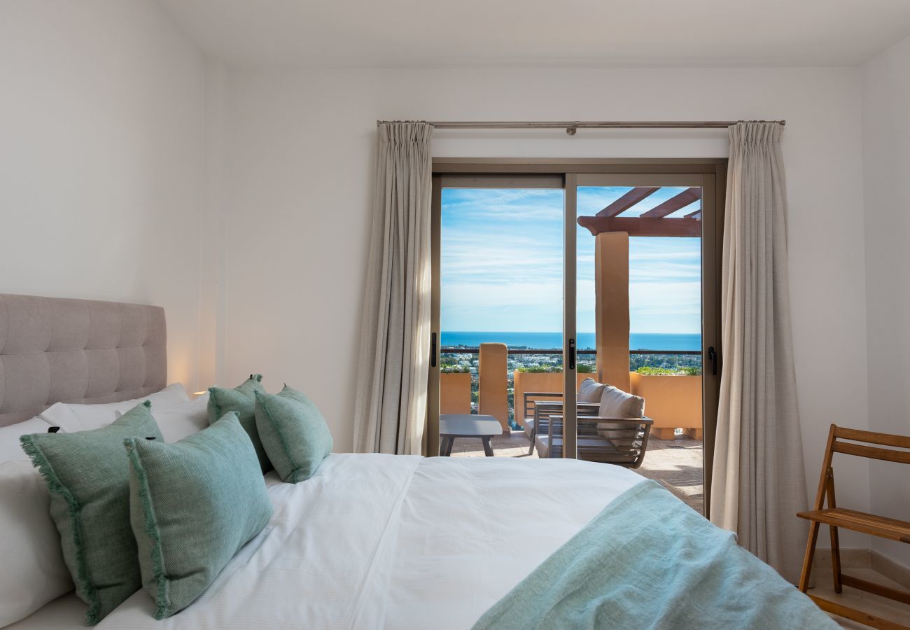Apartamento en Benahavís - Ático premium con vistas únicas 