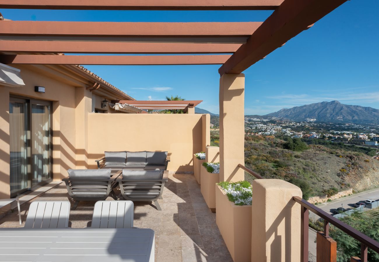 Apartamento en Benahavís - Ático premium con vistas únicas 