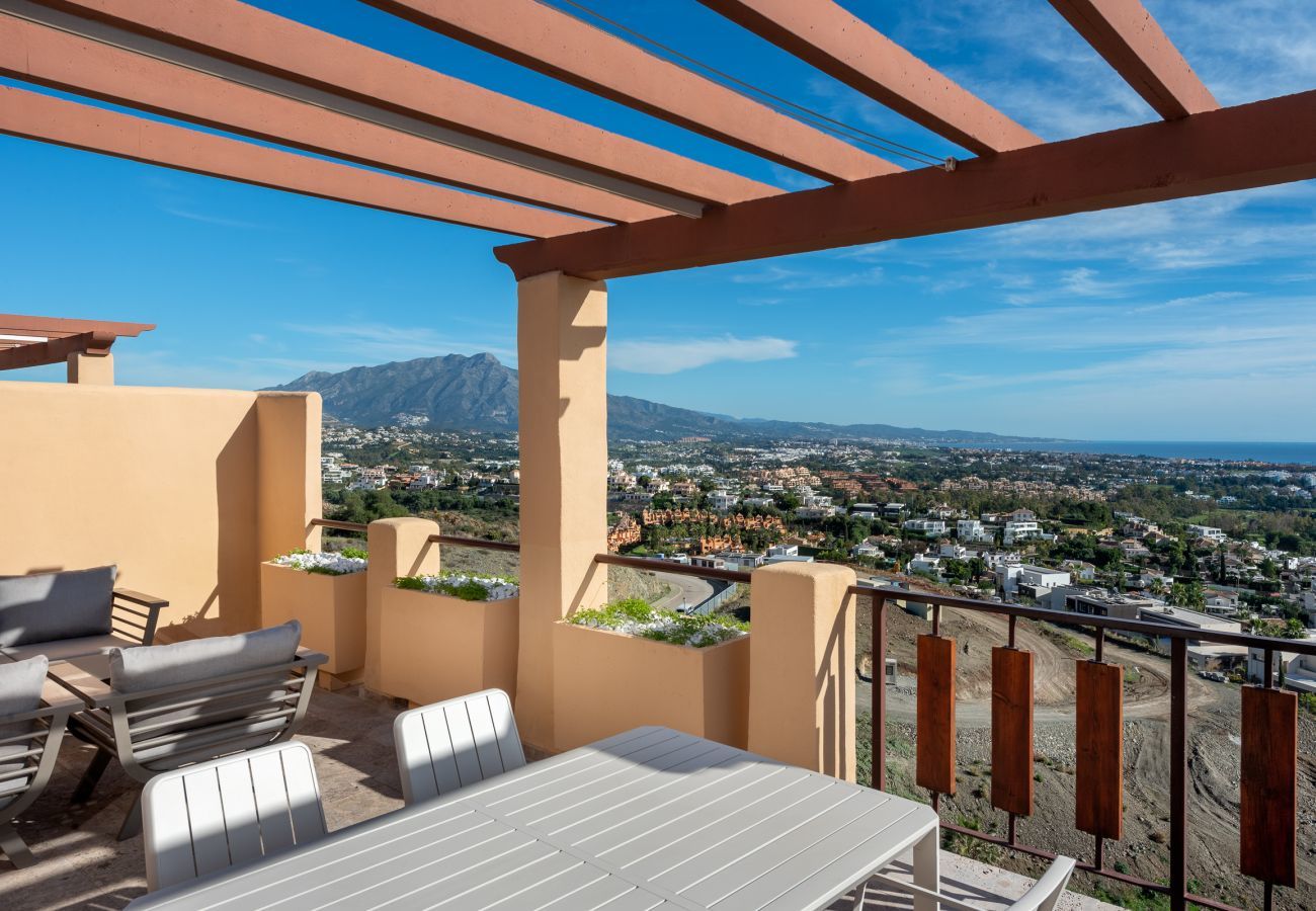 Apartamento en Benahavís - Ático premium con vistas únicas 