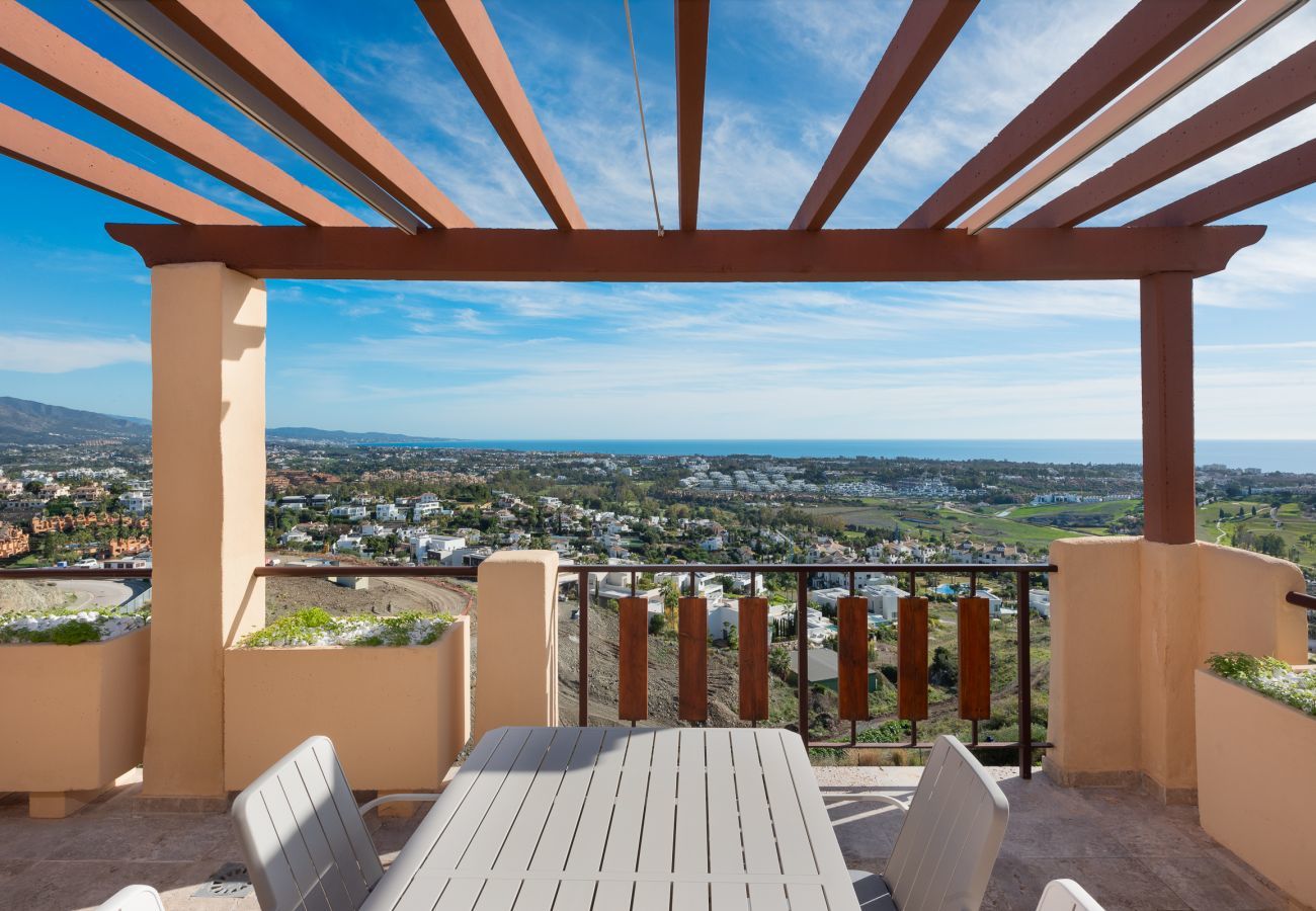 Apartamento en Benahavís - Ático premium con vistas únicas 