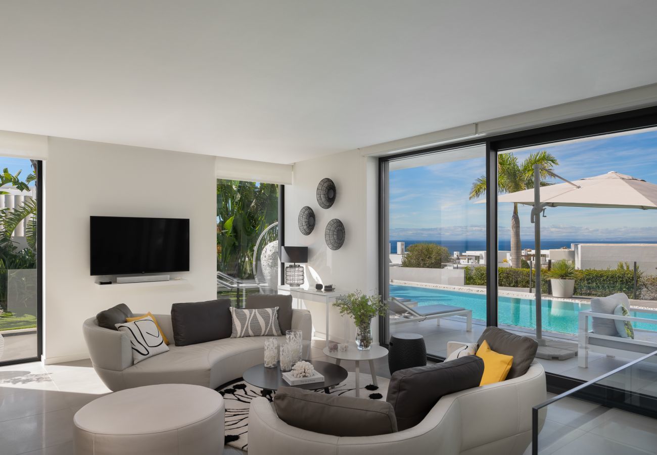 Villa en Marbella - Villa de 4 dormitorios con vistas al mar