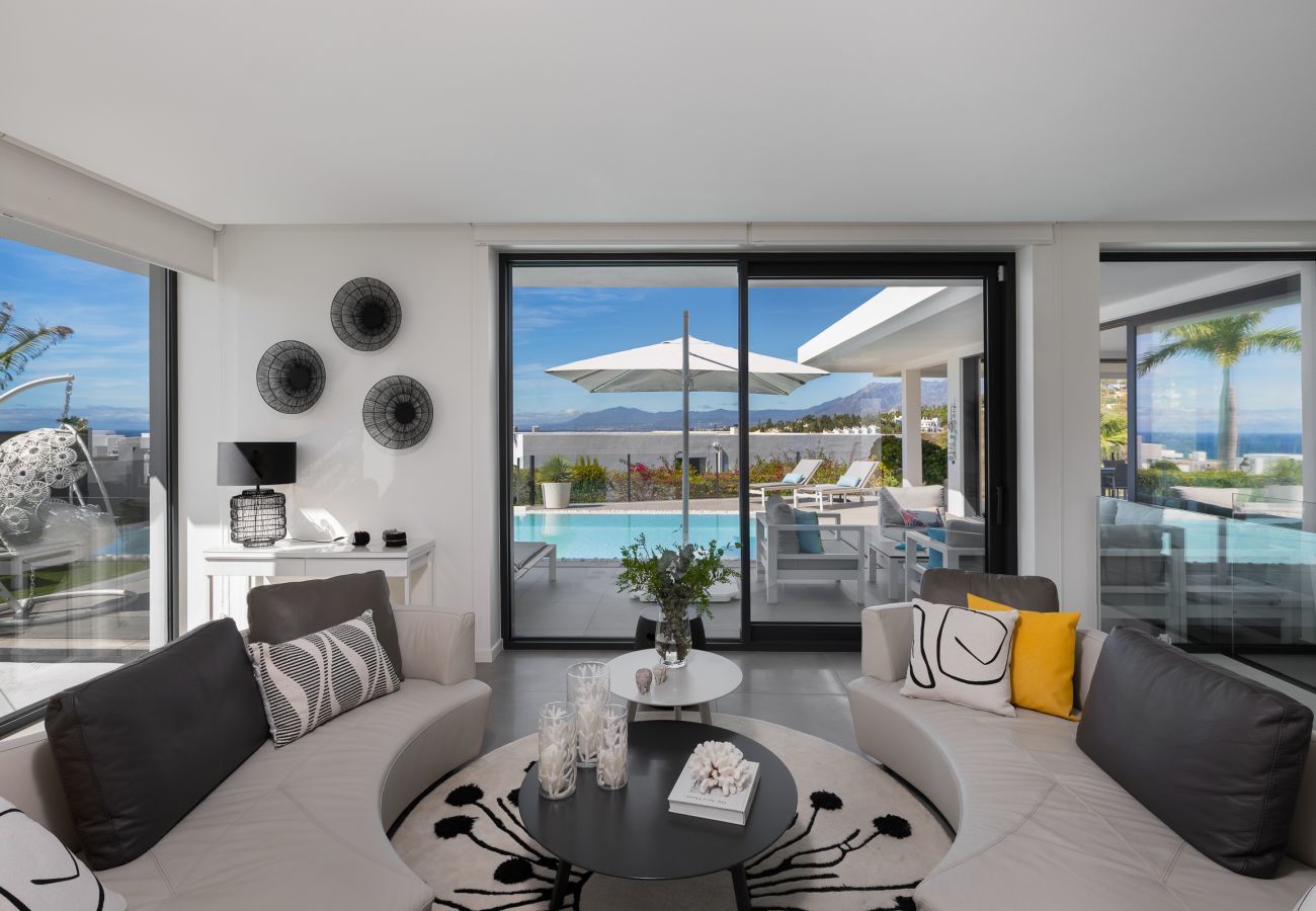Villa en Marbella - Villa de 4 dormitorios con vistas al mar