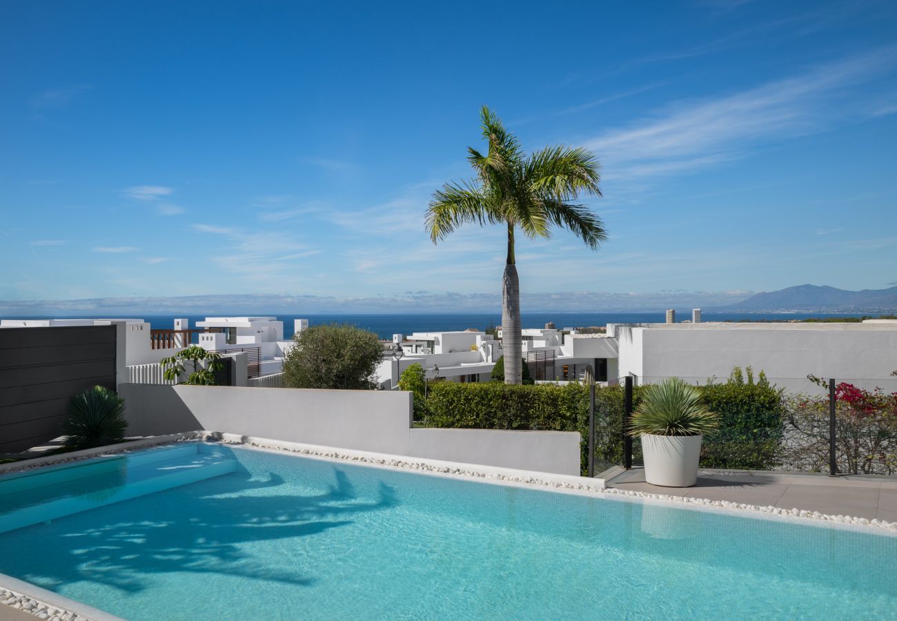 Villa en Marbella - Villa de 4 dormitorios con vistas al mar