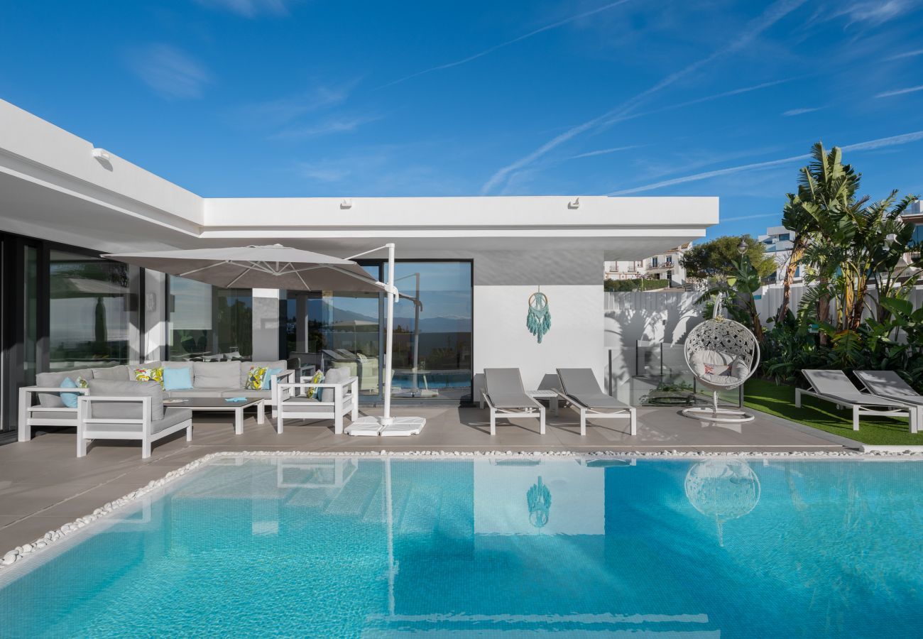Villa en Marbella - Villa de 4 dormitorios con vistas al mar