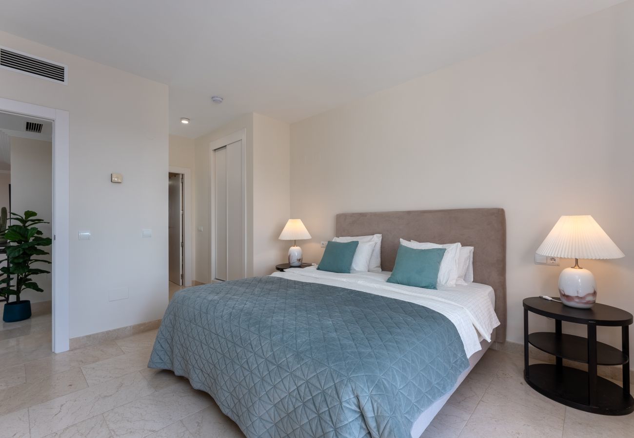 Apartamento en Benahavís - Impresionante ático con vistas al mar