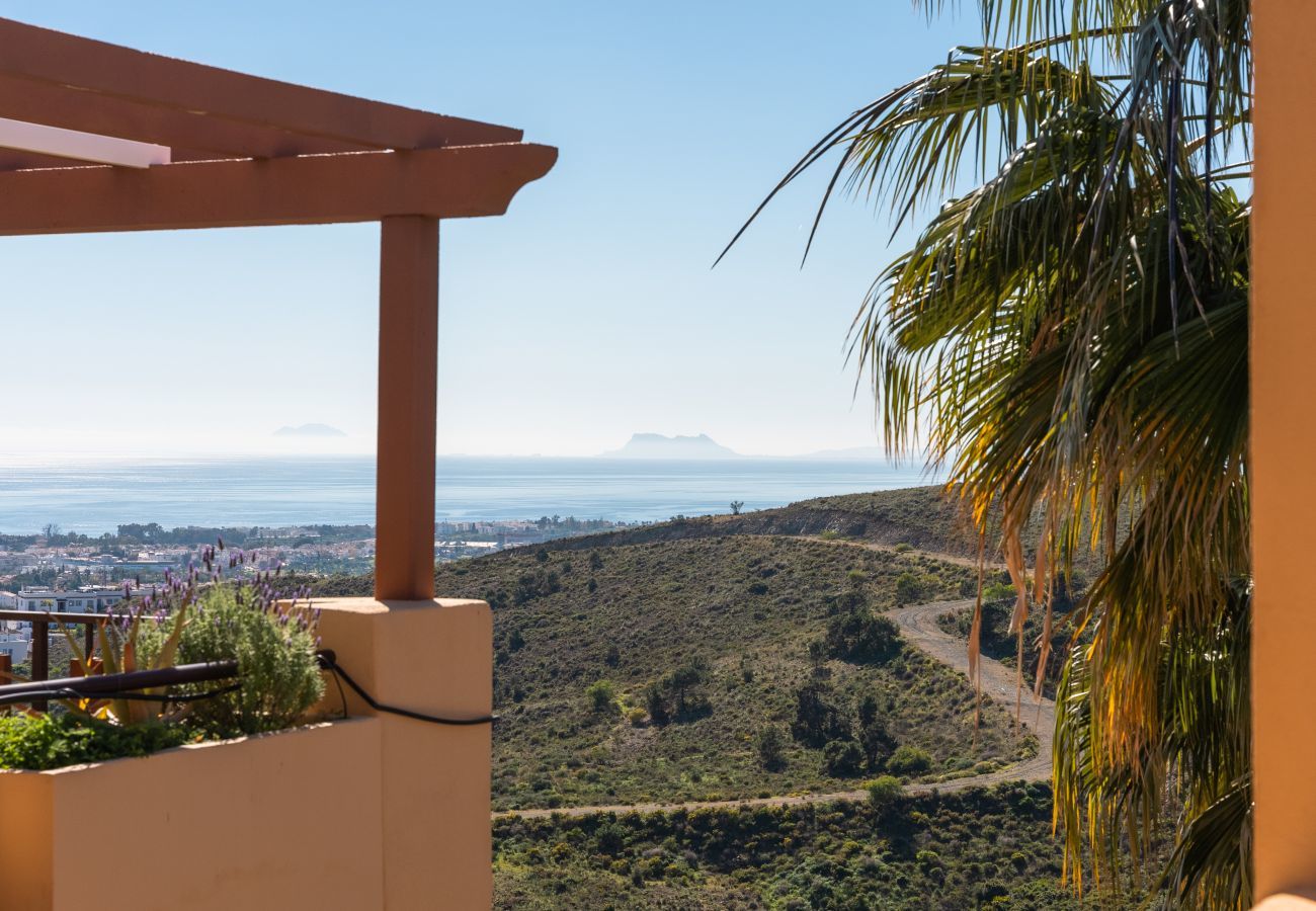 Apartamento en Benahavís - Impresionante ático con vistas al mar