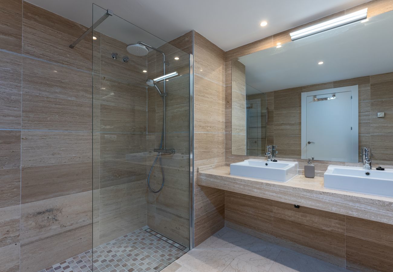 Apartamento en Benahavís - Impresionante ático con vistas al mar