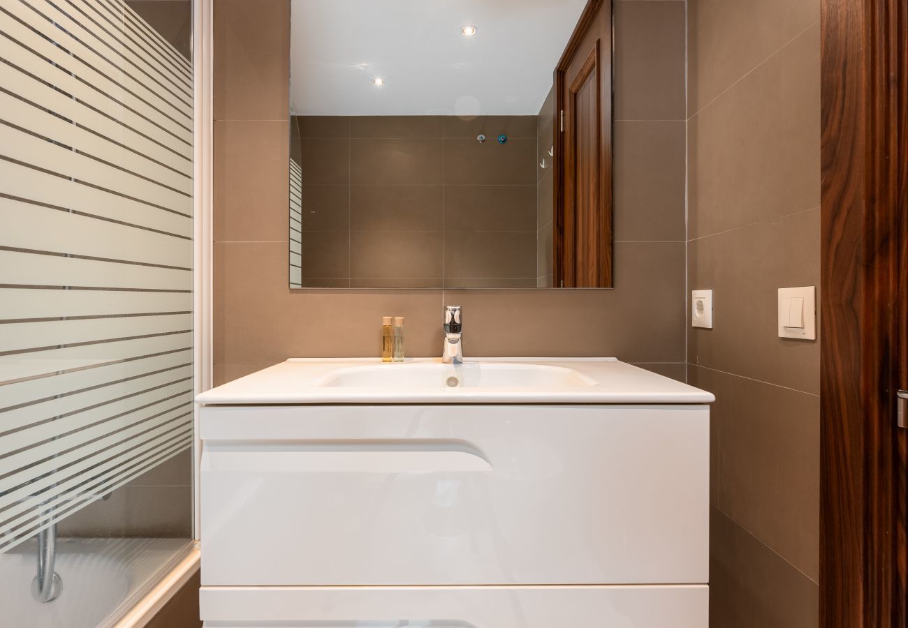 Apartamento en Estepona - Apartamento de 3 dormitorios con jardín