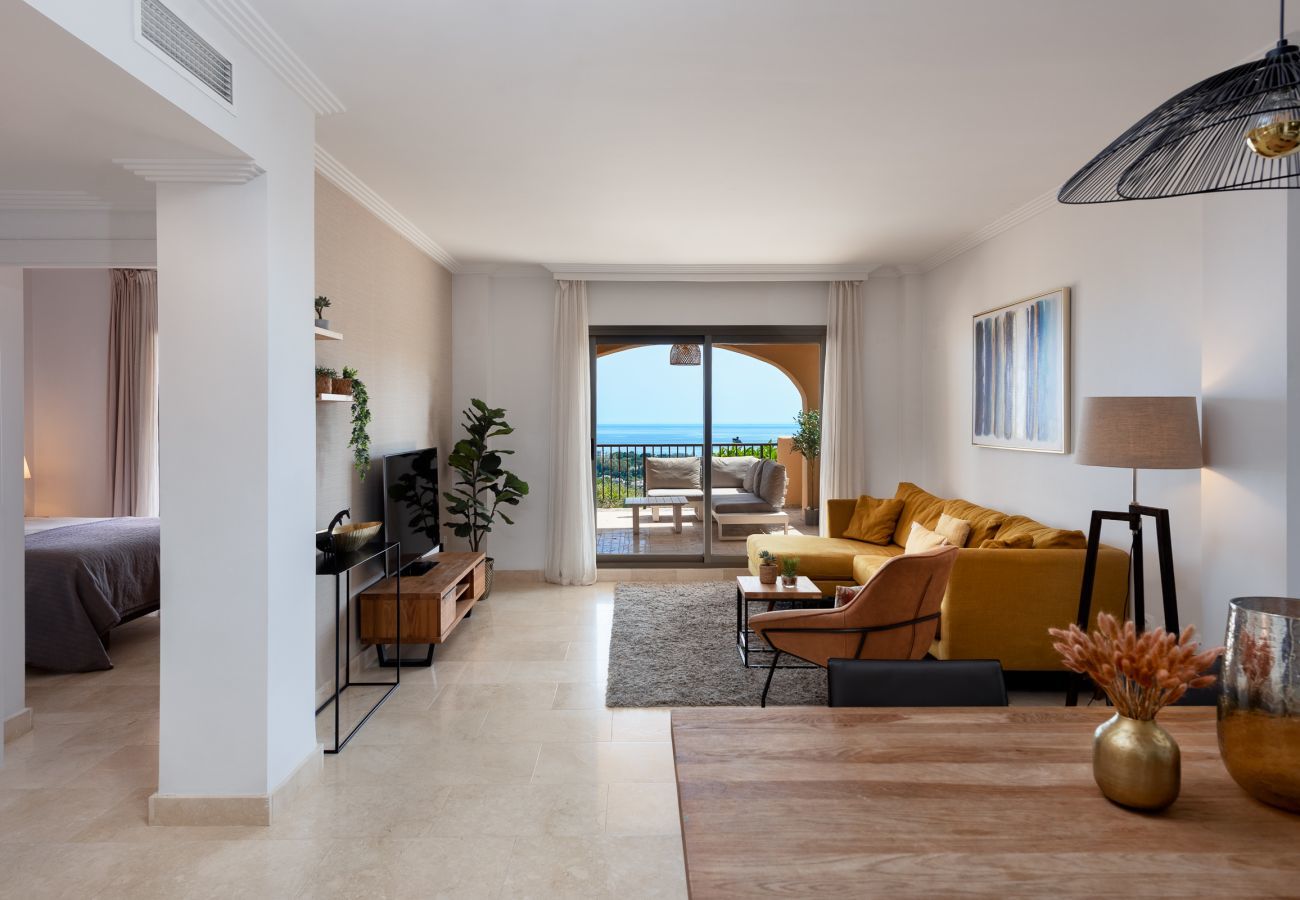 Apartamento en Benahavís - Apartamento de 2 dormitorios con vistas al mar
