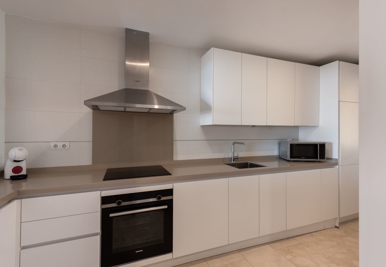 Apartamento en Benahavís - Apartamento de 2 dormitorios con vistas al mar