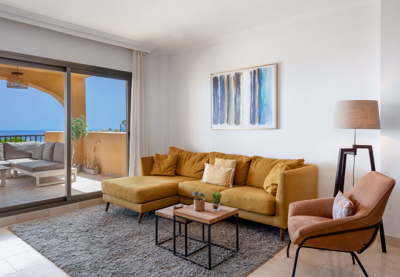 Apartamento en Benahavís - Apartamento de 2 dormitorios con vistas al mar