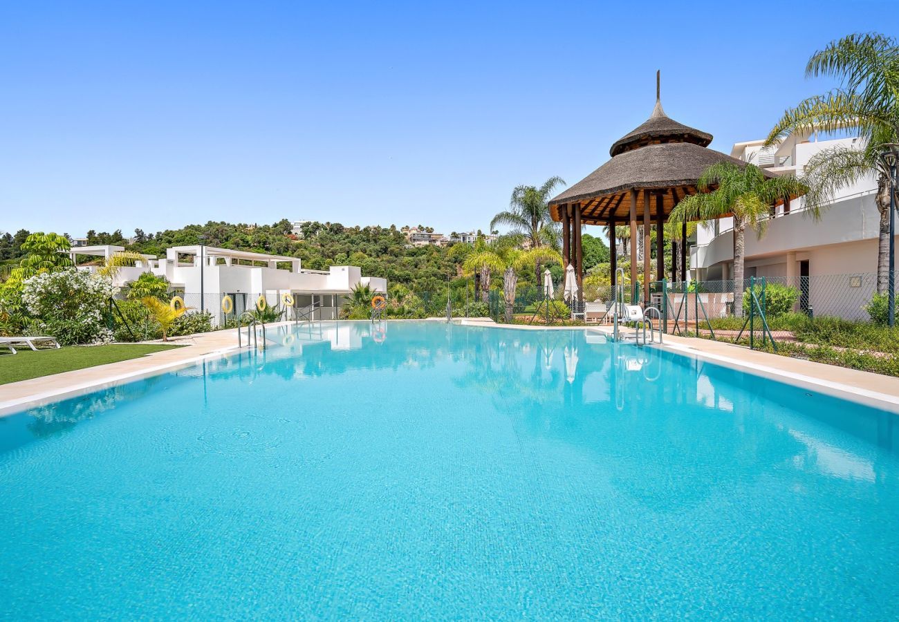Apartamento en Benahavís - Apartamento 2 de dormitorios junto al campo de golf