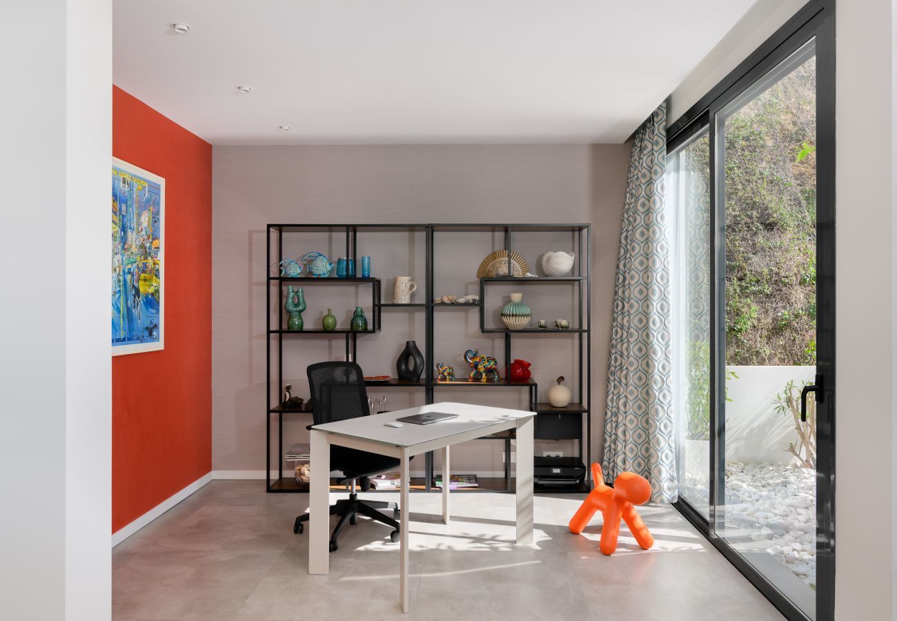 Villa en Benahavís - Villa Escondida en Monte Mayor 