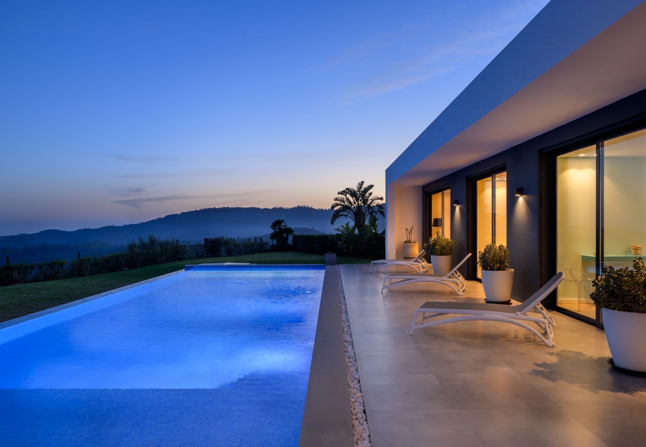 Villa en Benahavís - Villa Escondida en Monte Mayor 