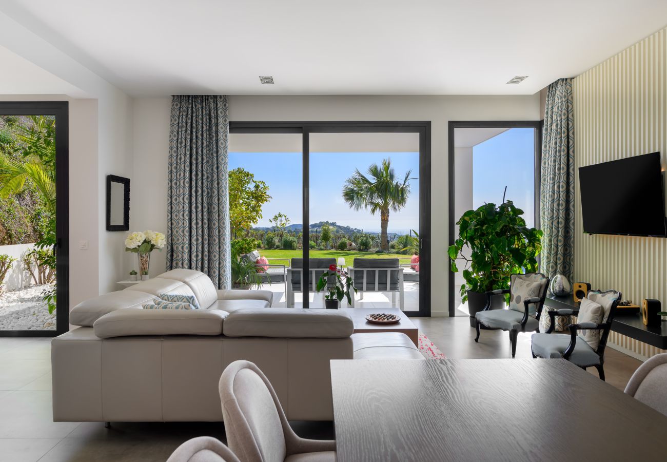 Villa en Benahavís - Villa Escondida en Monte Mayor 