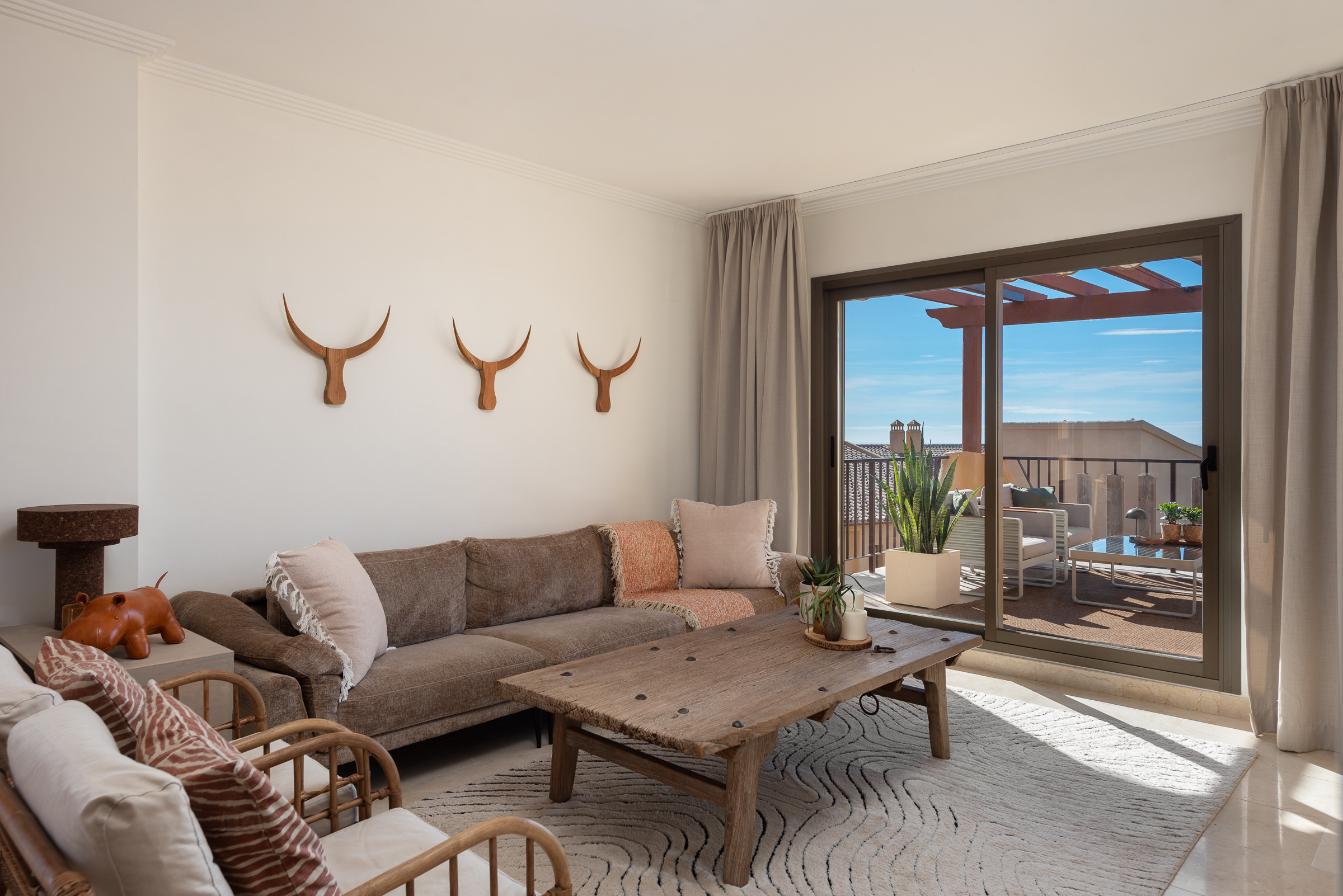  in Benahavís - Beautiful 2-BR Penthouse with Ethnic Interiors 