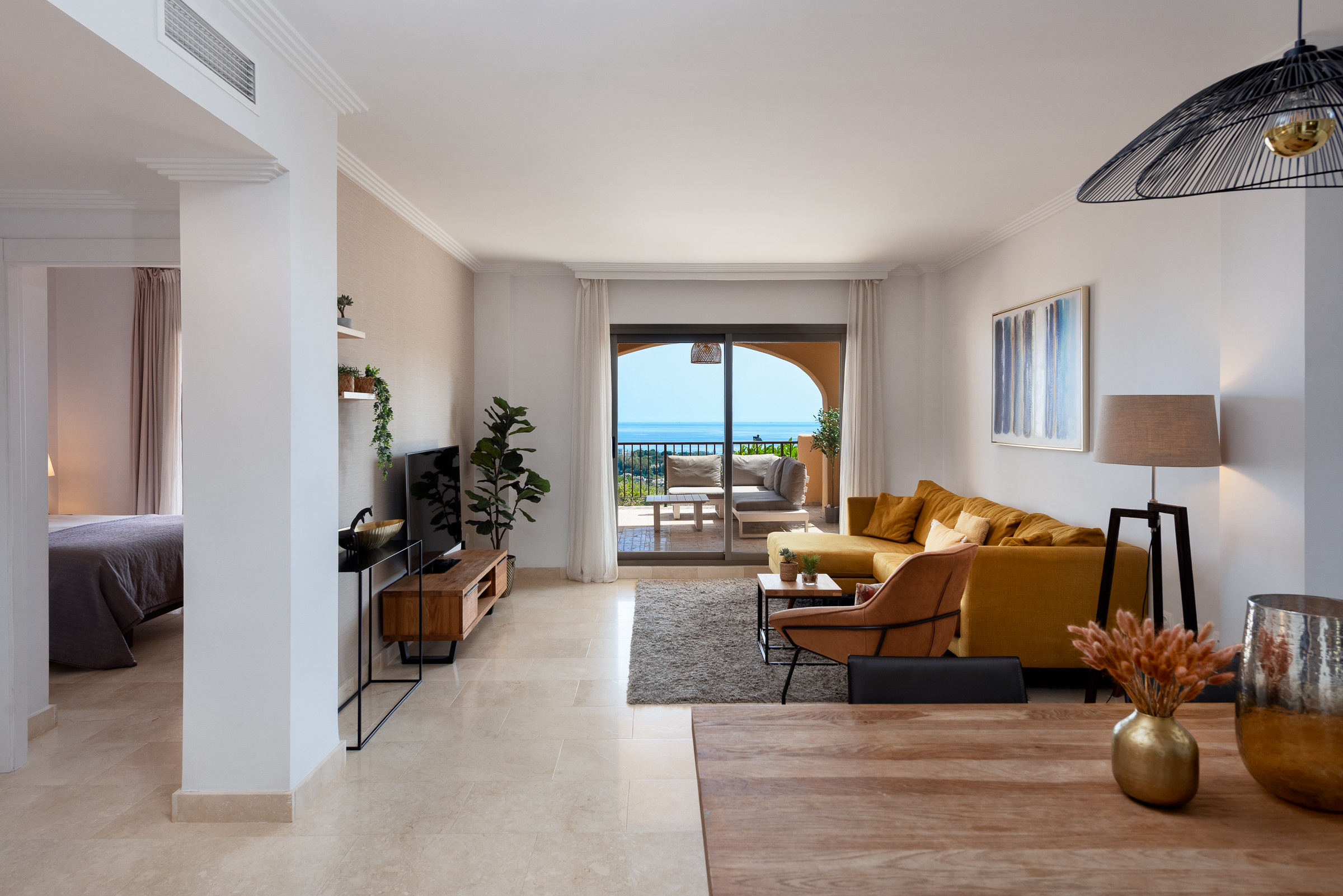  in Benahavís - 2-BR Middle Floor Apartment with Sea Views