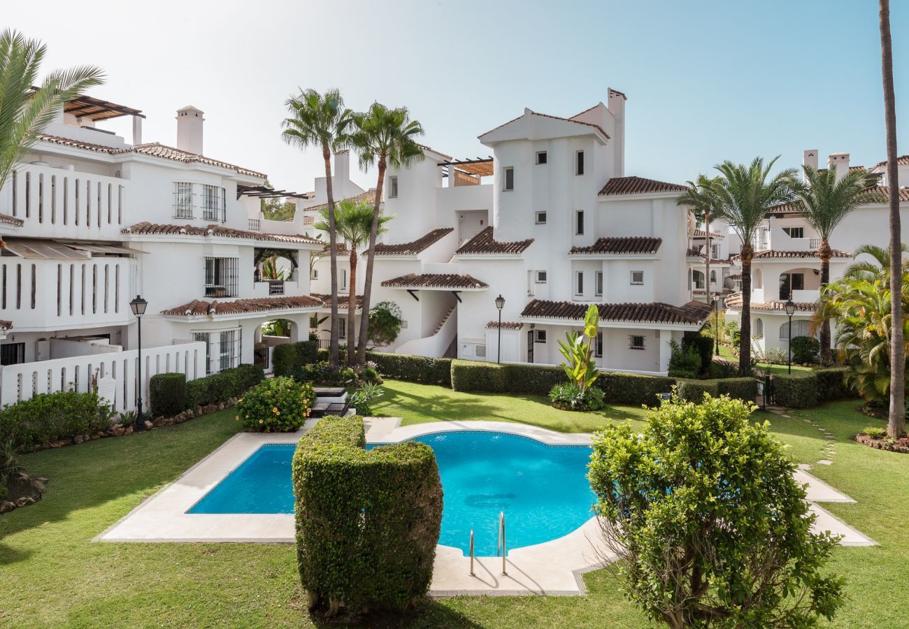 Apartment in Marbella - 2BDR Penthouse in Los Naranjos de Marbella