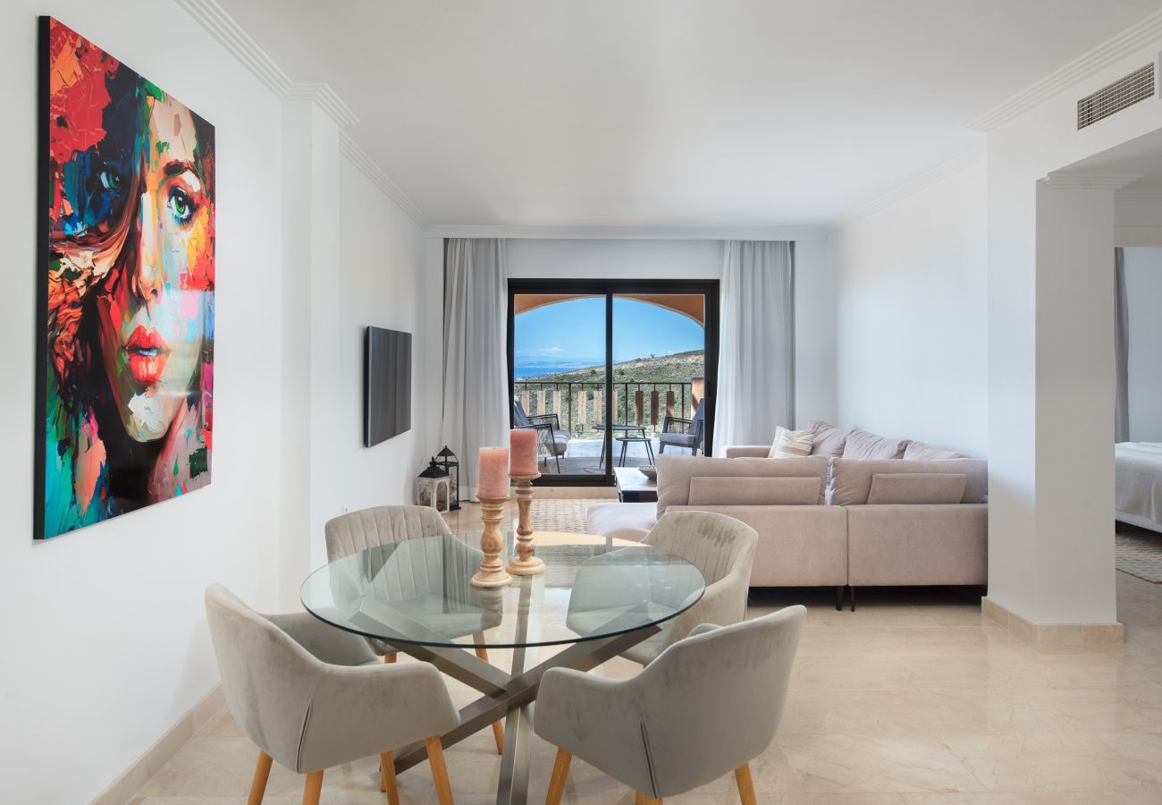 Apartment in Benahavís - Sea and Sunset Views in Hacienda de Cifuentes