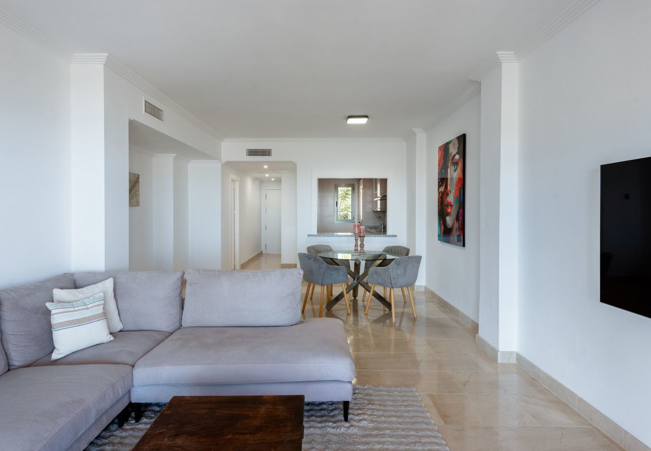Apartment in Benahavís - Sea and Sunset Views in Hacienda de Cifuentes