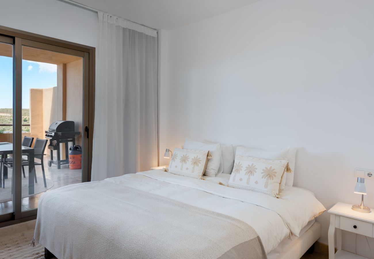 Apartment in Benahavís - Sea and Sunset Views in Hacienda de Cifuentes