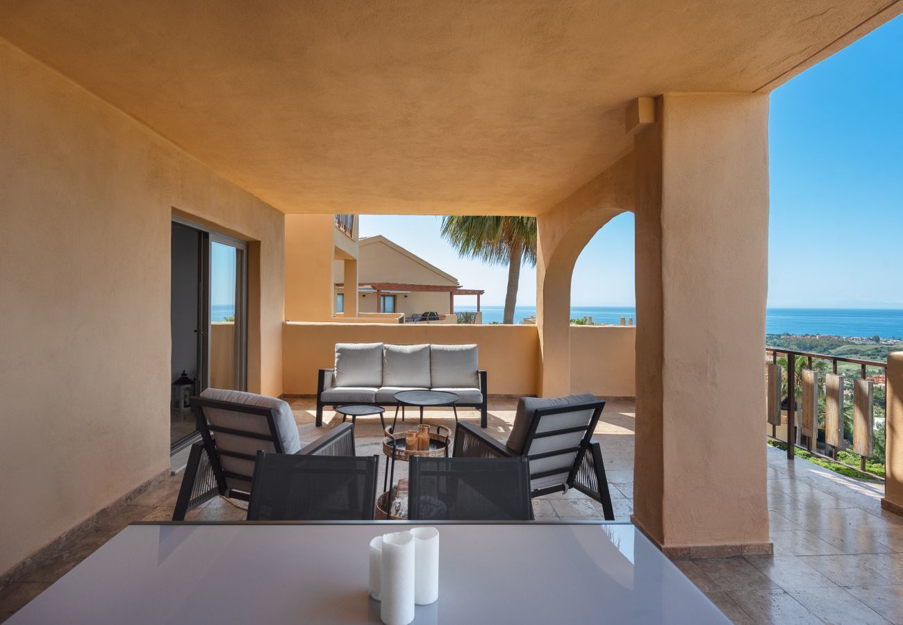 Apartment in Benahavís - Sea and Sunset Views in Hacienda de Cifuentes