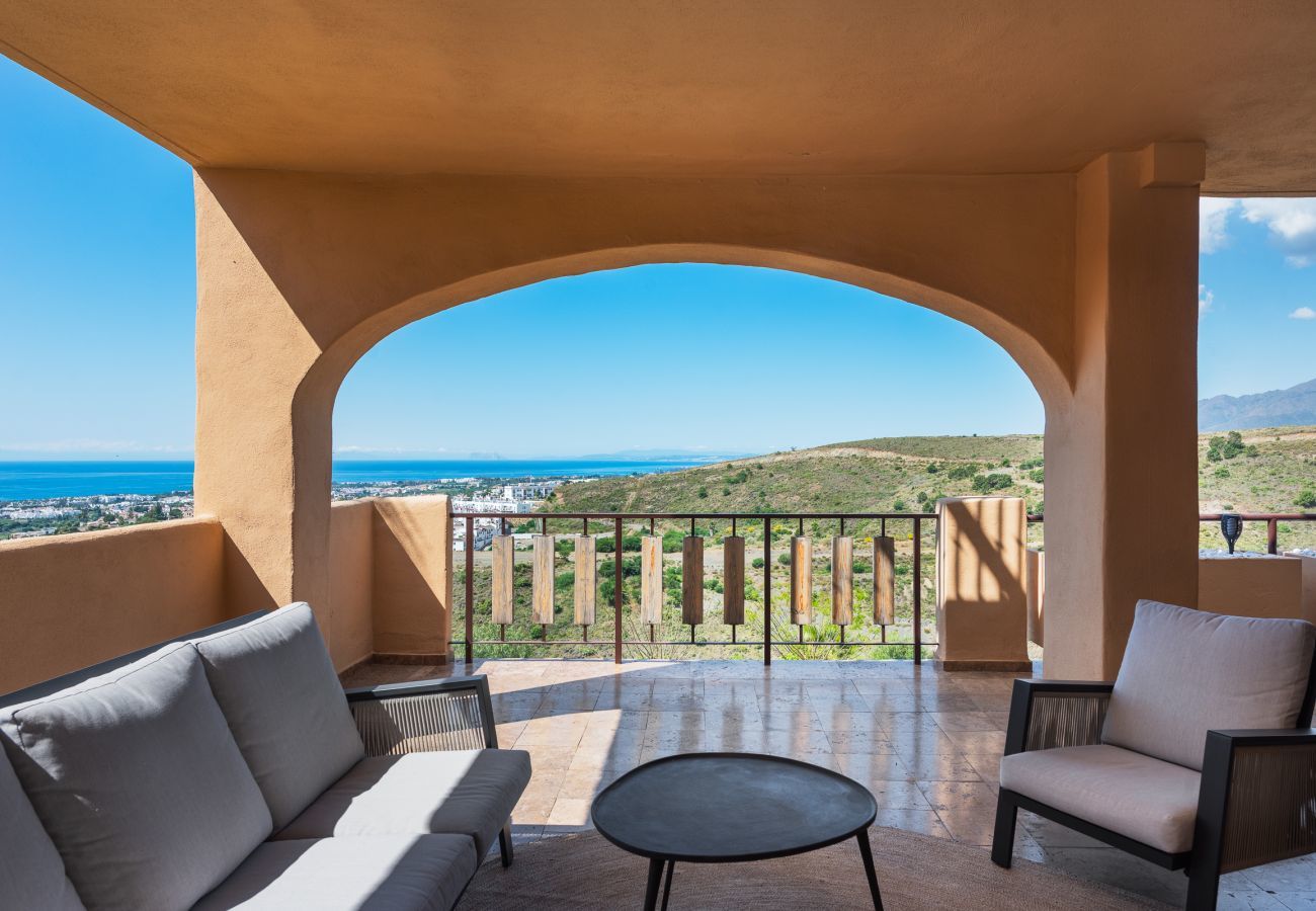 Apartment in Benahavís - Sea and Sunset Views in Hacienda de Cifuentes