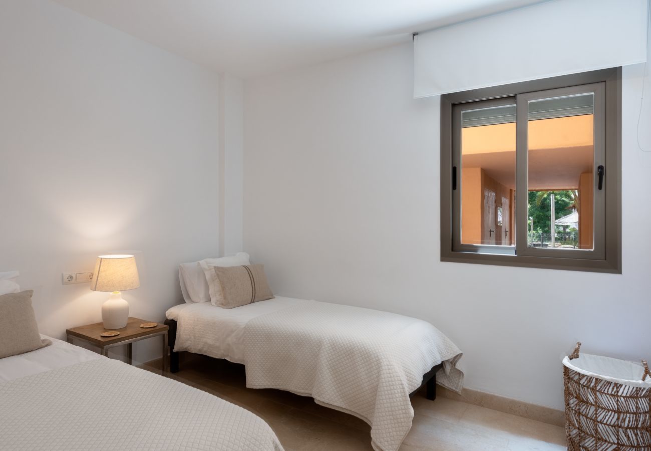 Apartment in Benahavís - 2-Bedroom Apartment in Señorio de Cifuentes