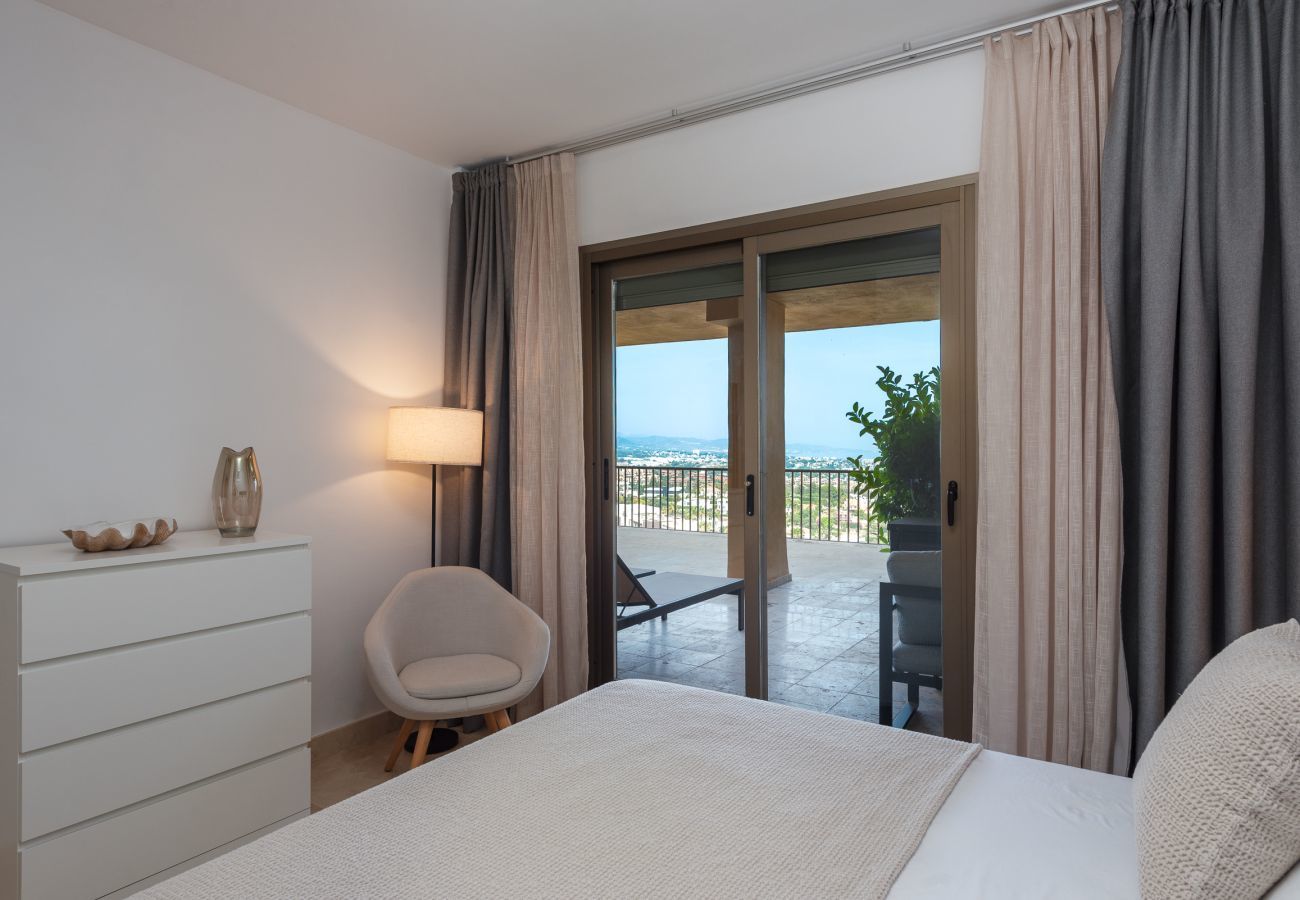 Apartment in Benahavís - 2-Bedroom Apartment in Señorio de Cifuentes